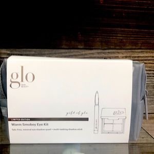 Glo Limited addition warm smoky eye kit